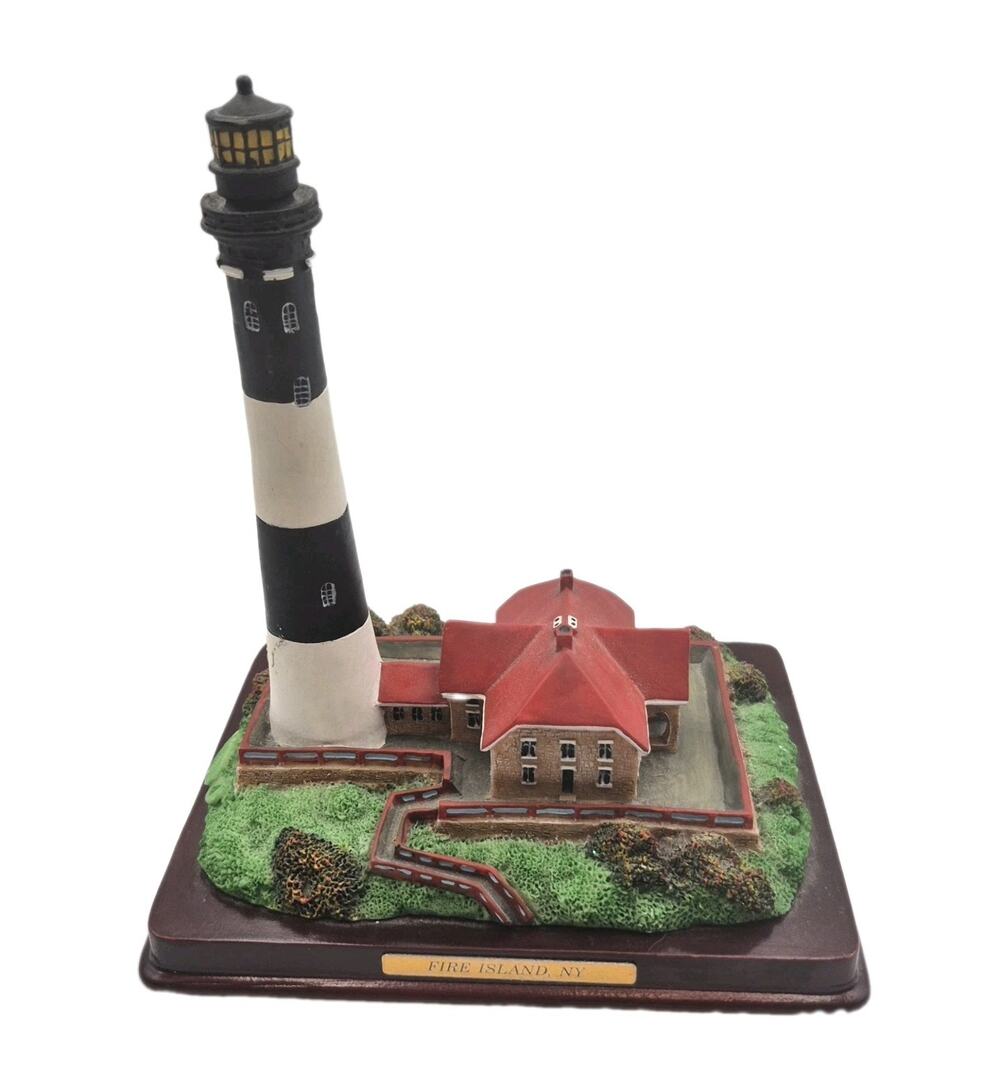 Vintage Oneida Lighthouse Collection Fire Island NY Figurine Resin 7x6x4.5"